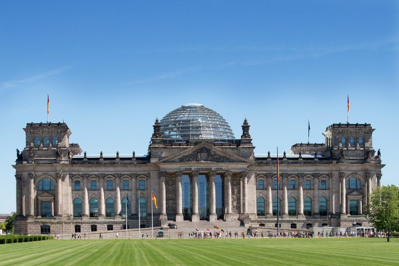 Reichstag/Bundestag im Sommer
