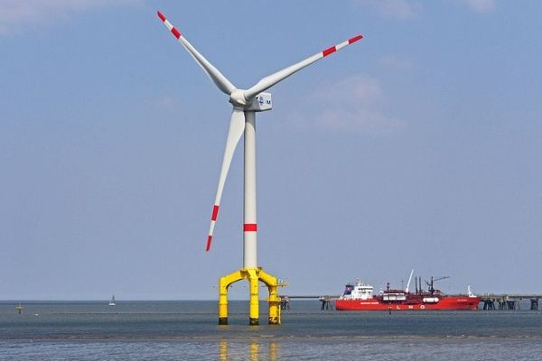 Off-Shore-Windkraftanlage